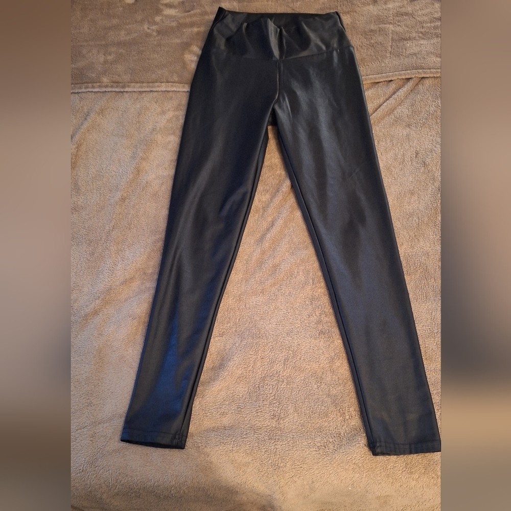 SHEIN Shiny Black Leggings